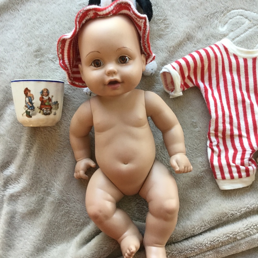 👶 NEWBORN BABY SO BEAUTIFUL VINTAGE EUC Red Striped Outfit  SWEETEST EVER